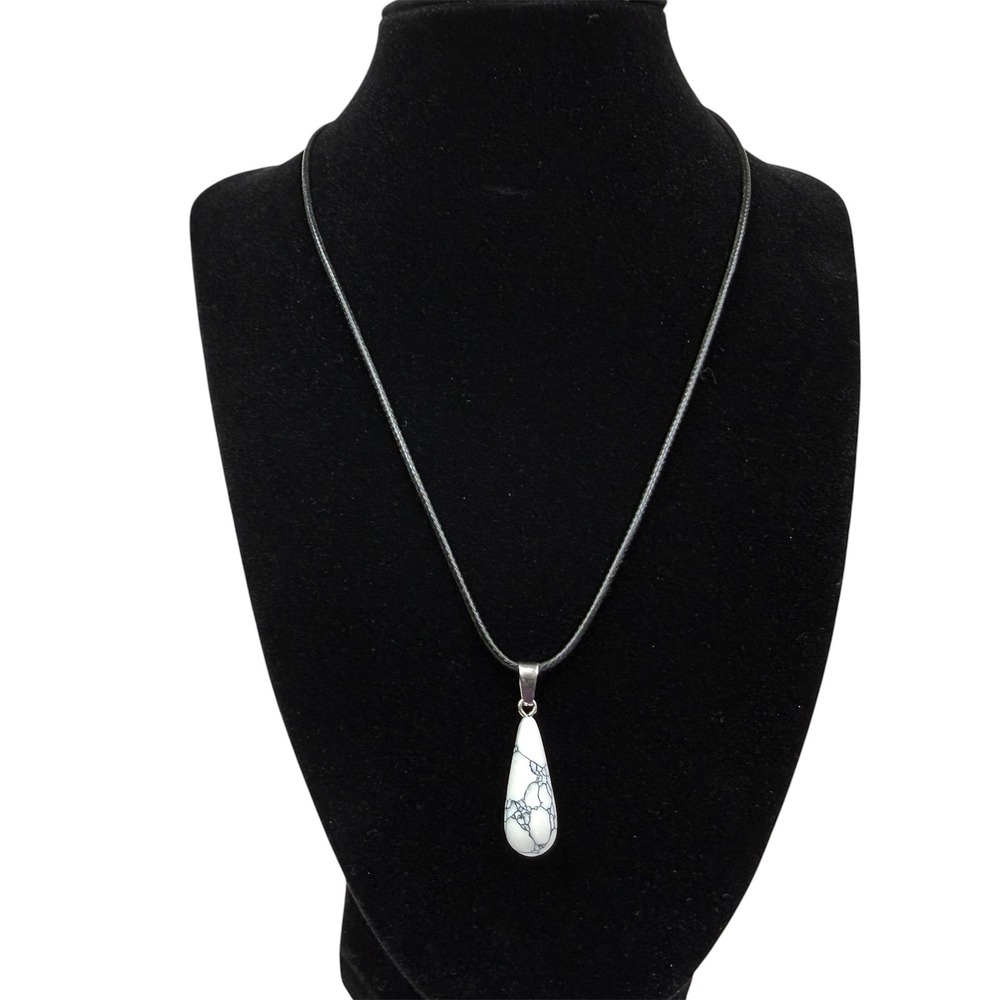White Howlite Cold Stone Teardrop Pendant Necklace Black Cord Fashion Jewelry